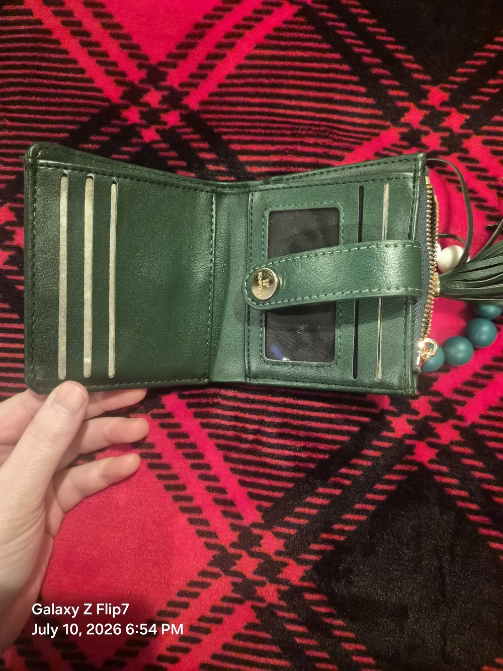 Floral Green Cat Accent Zip Wallet - Picture 3 of 3